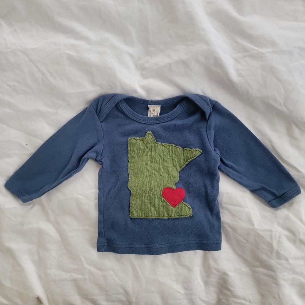 Oh Baby! Minnesota Long Sleeve Tshirt Size 6-12 Months